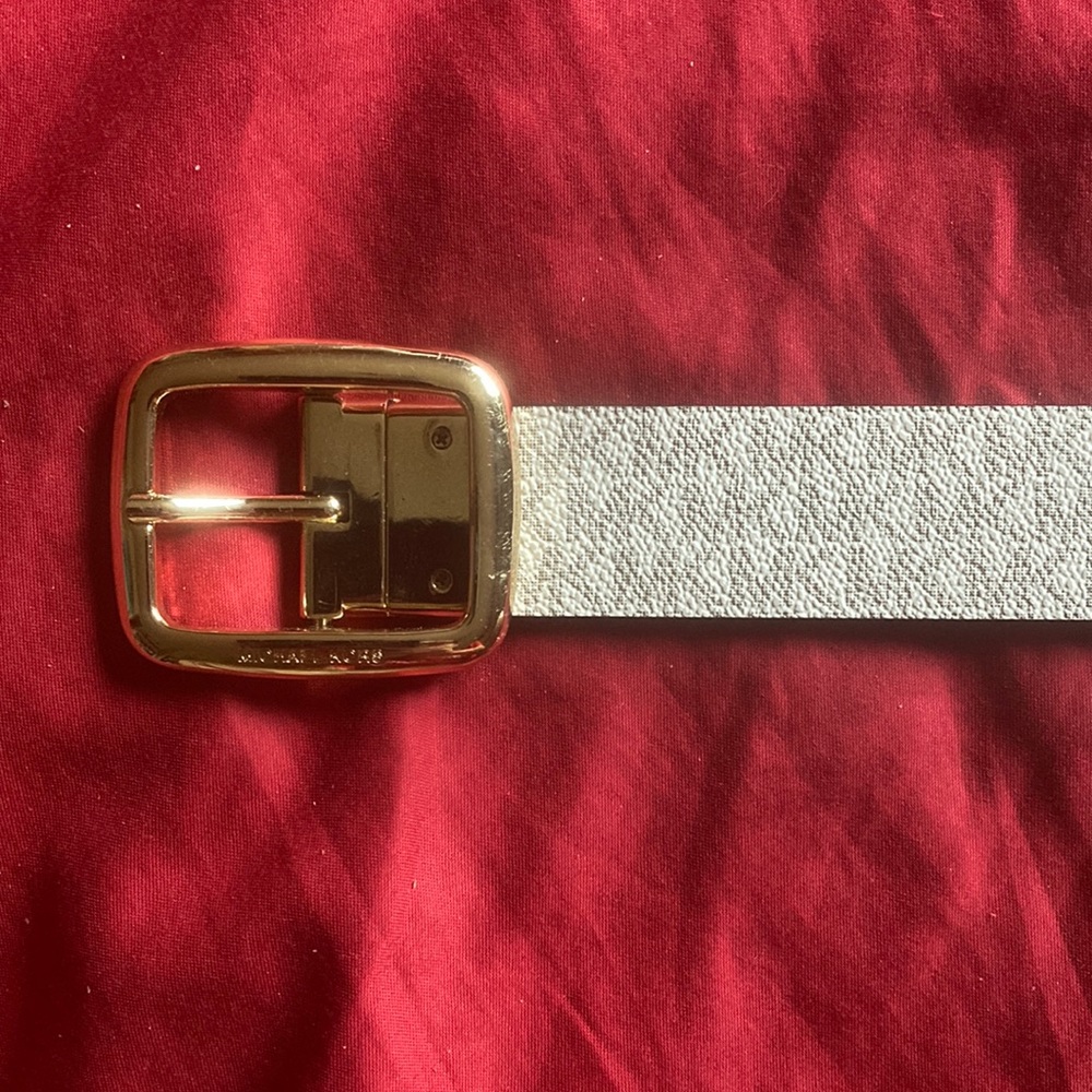 💎Michael Kors reversible belt. Brown/White💎
